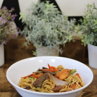 Bowl 5 - Tallarin saltado de res